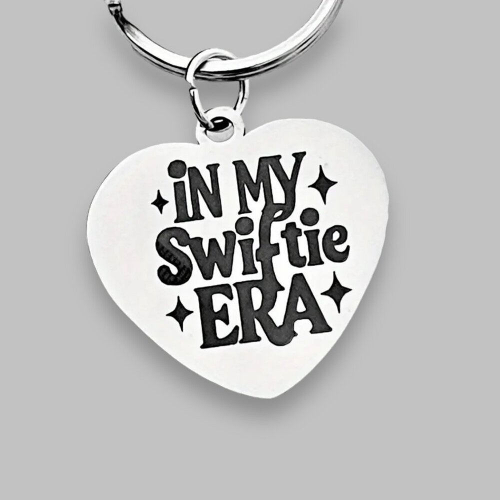 TAYLOR SWIFT inspired In My Swiftie Era Heart Keychain Silver Gift‎ NEW NWT 🏰